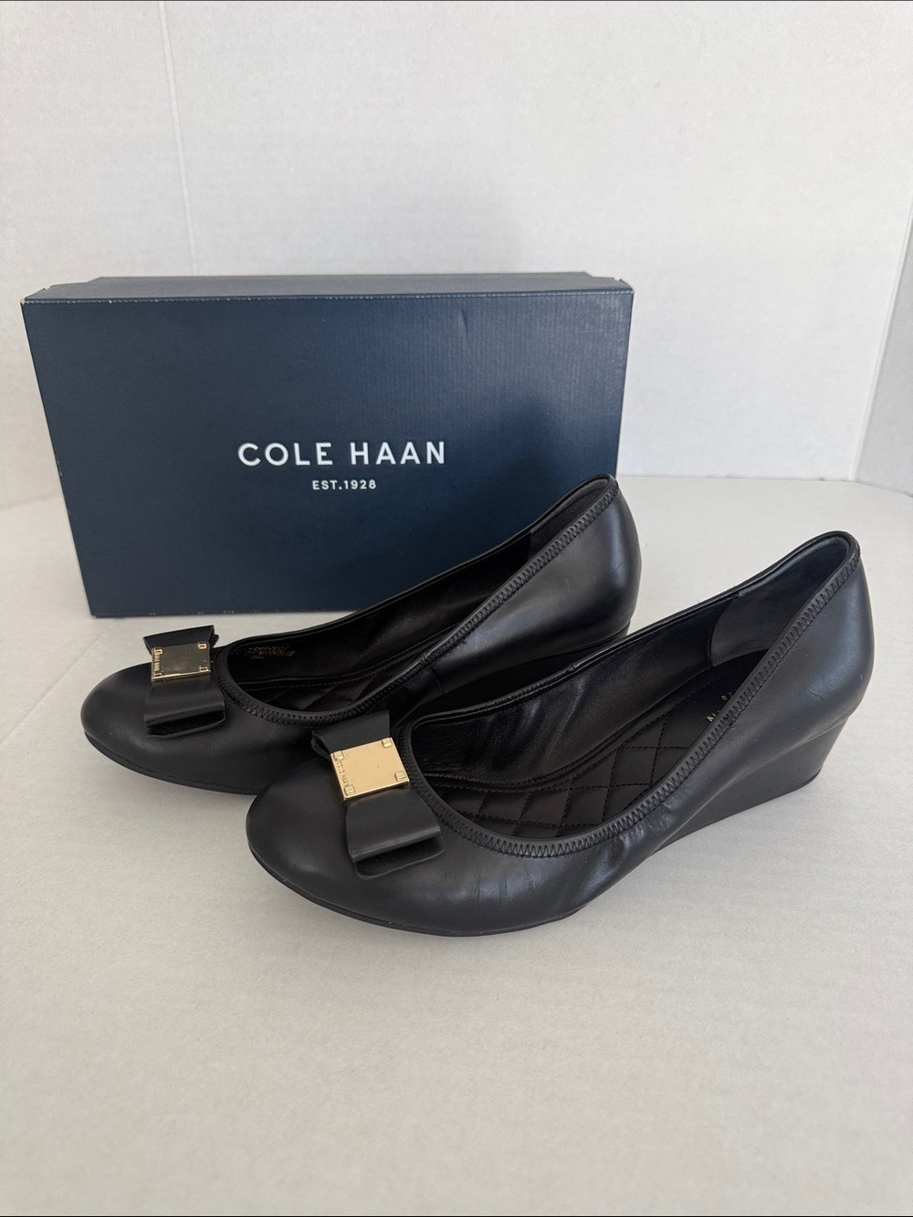 Cole Haan Tali Grand Bow Wedge Black Women Waterproof Size 8 Original Box